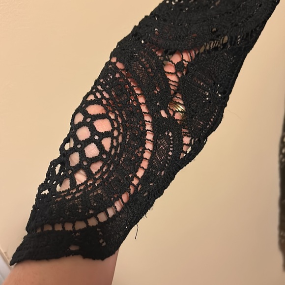 Perfect Little Black Dress. - Picture 4 of 4